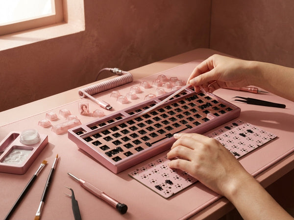 The Ultimate Guide on How to Build a Custom Mechanical Keyboard (Gasket Mount)